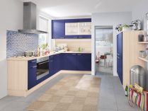 Cocina moderna en púrpura